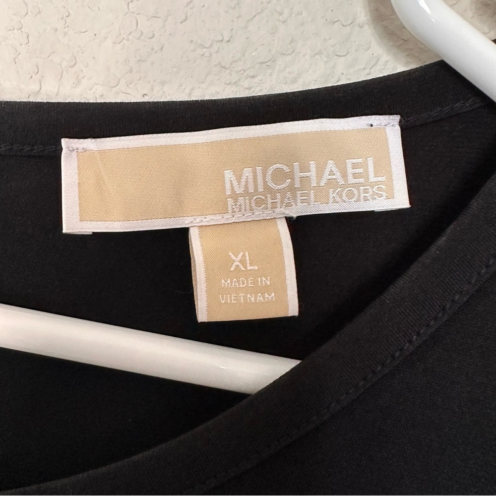 Michael Kors Black Dress with Pleated Hem. Size XL. Like New - Picture 2 of 7